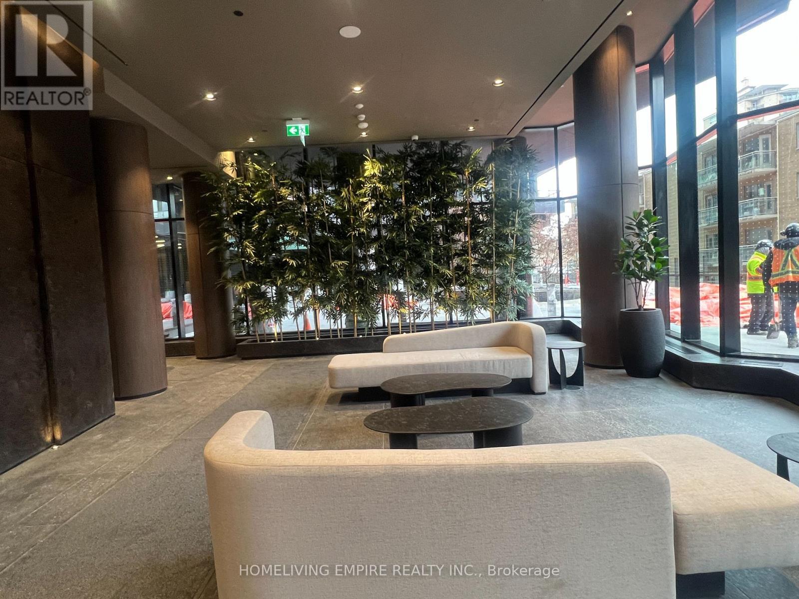 1703N - 120 Broadway Avenue, Toronto, ON - Indoor Photo Showing Other Room