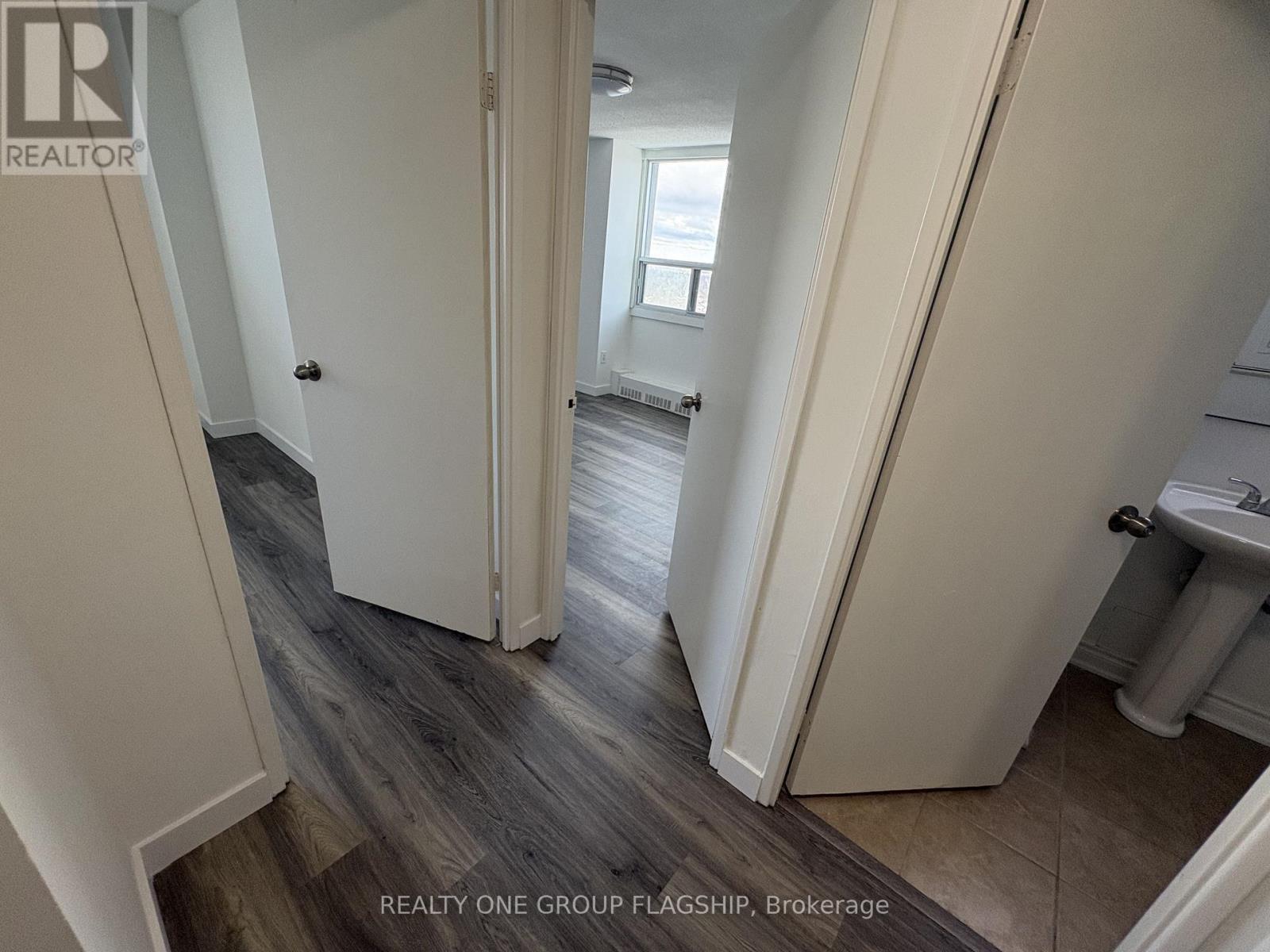1209 - 15 Torrance Road, Toronto, ON - Indoor Photo Showing Other Room