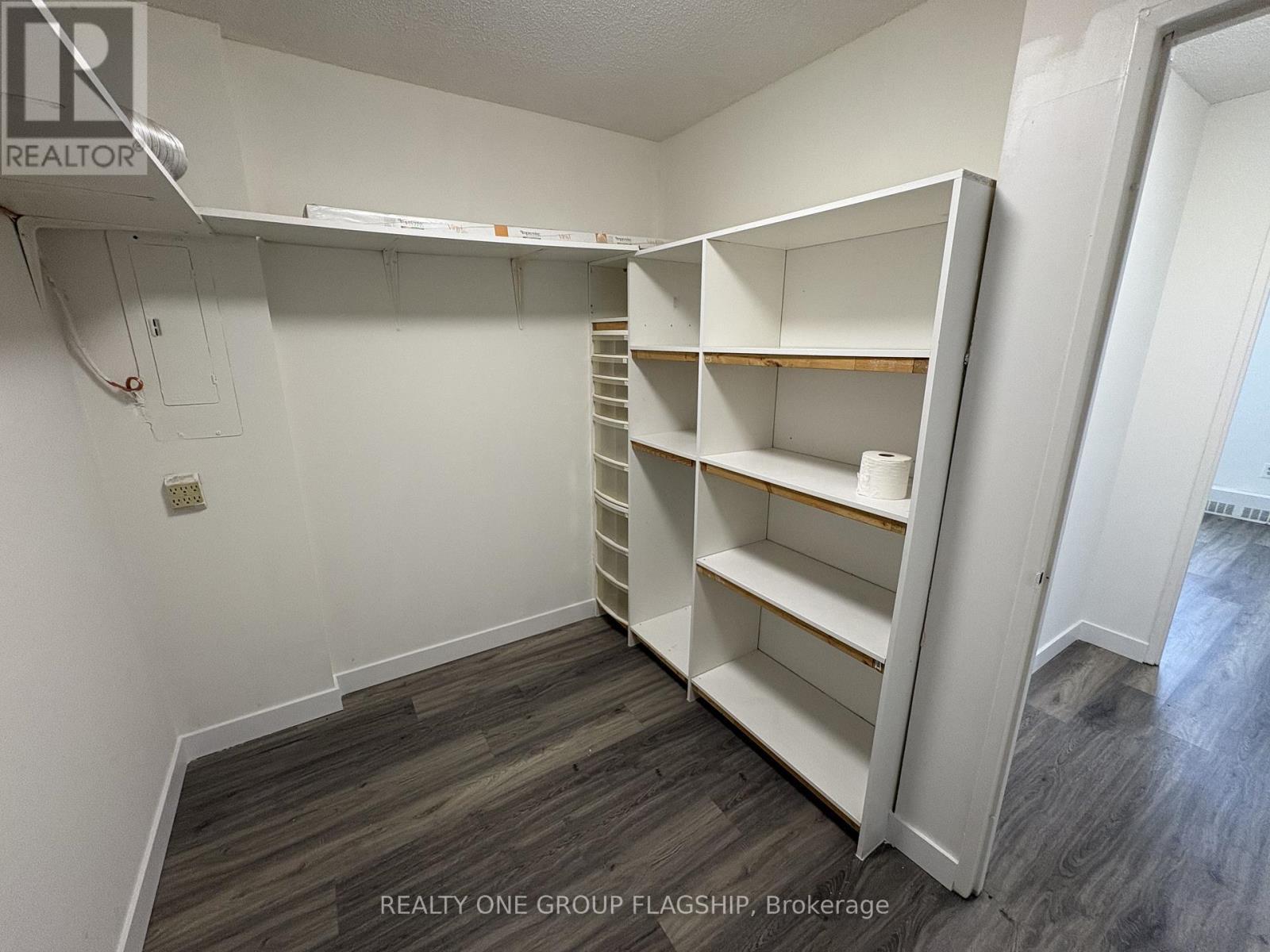 1209 - 15 Torrance Road, Toronto, ON - Indoor With Storage