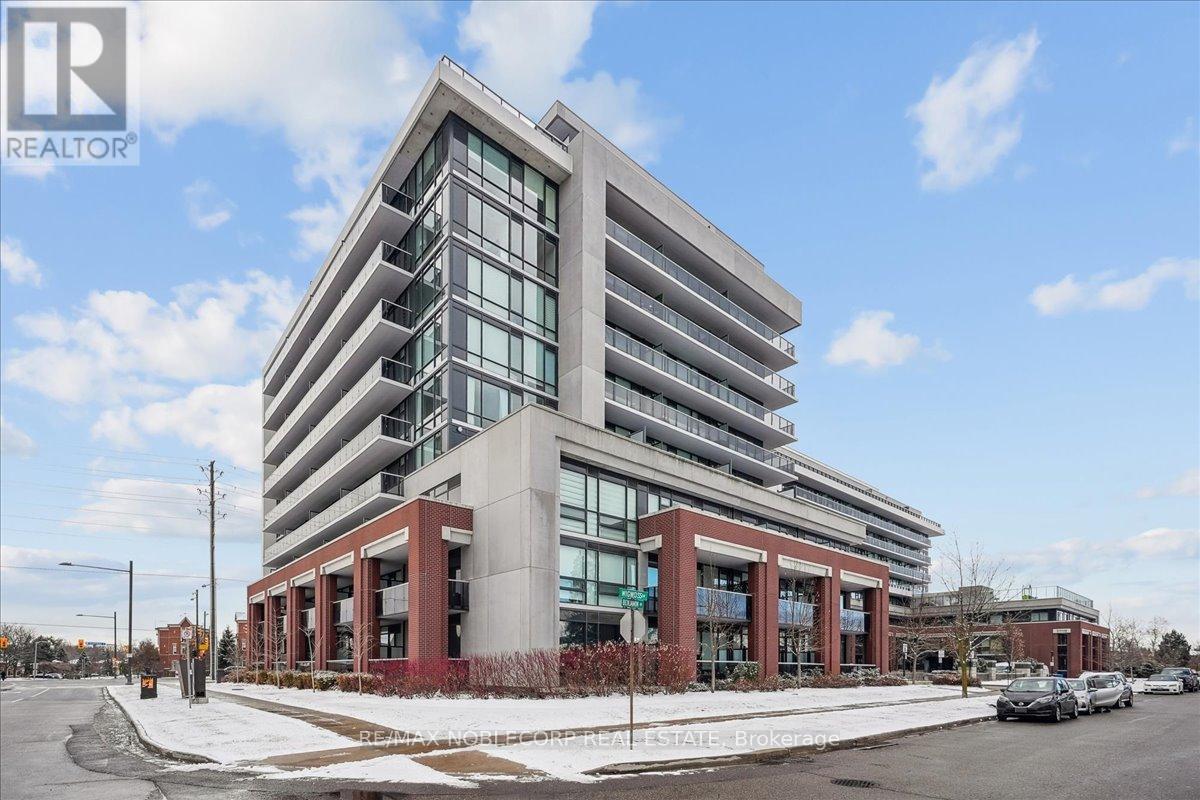 820 - 4800 Highway 7, Vaughan, ON - Outdoor