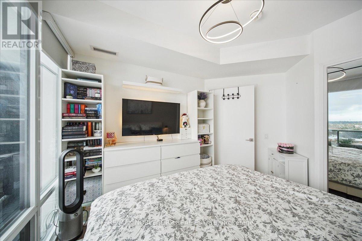 820 - 4800 Highway 7, Vaughan, ON - Indoor Photo Showing Bedroom