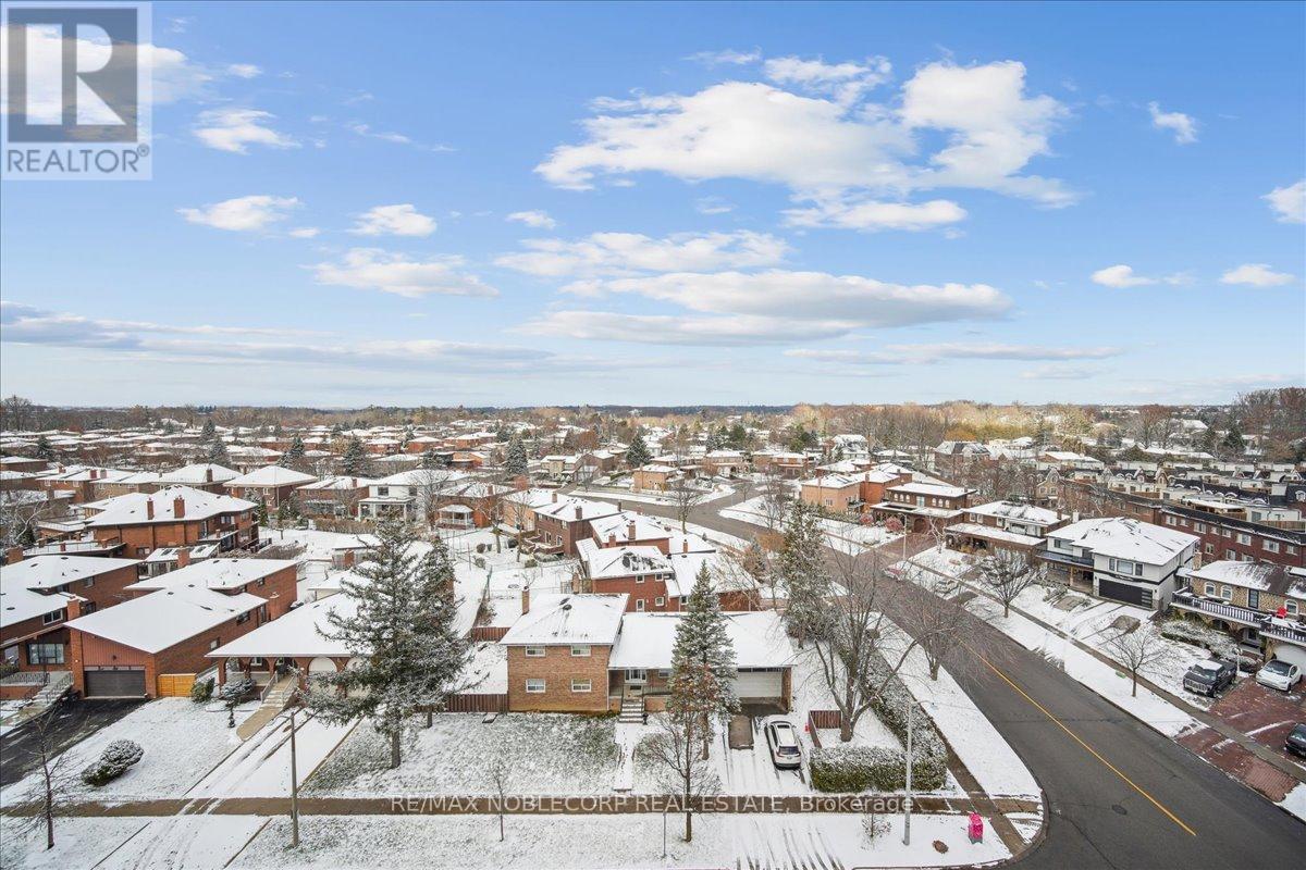 820 - 4800 Highway 7, Vaughan, ON - Outdoor With View