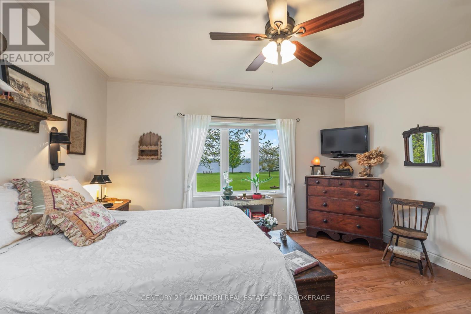 9430 County 2 Road W, Greater Napanee (Greater Napanee), ON - Indoor Photo Showing Bedroom