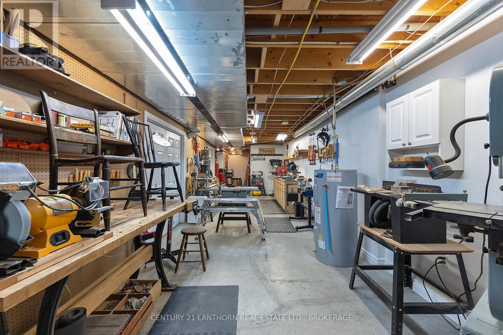 9430 County 2 Road W, Greater Napanee (Greater Napanee), ON - Indoor