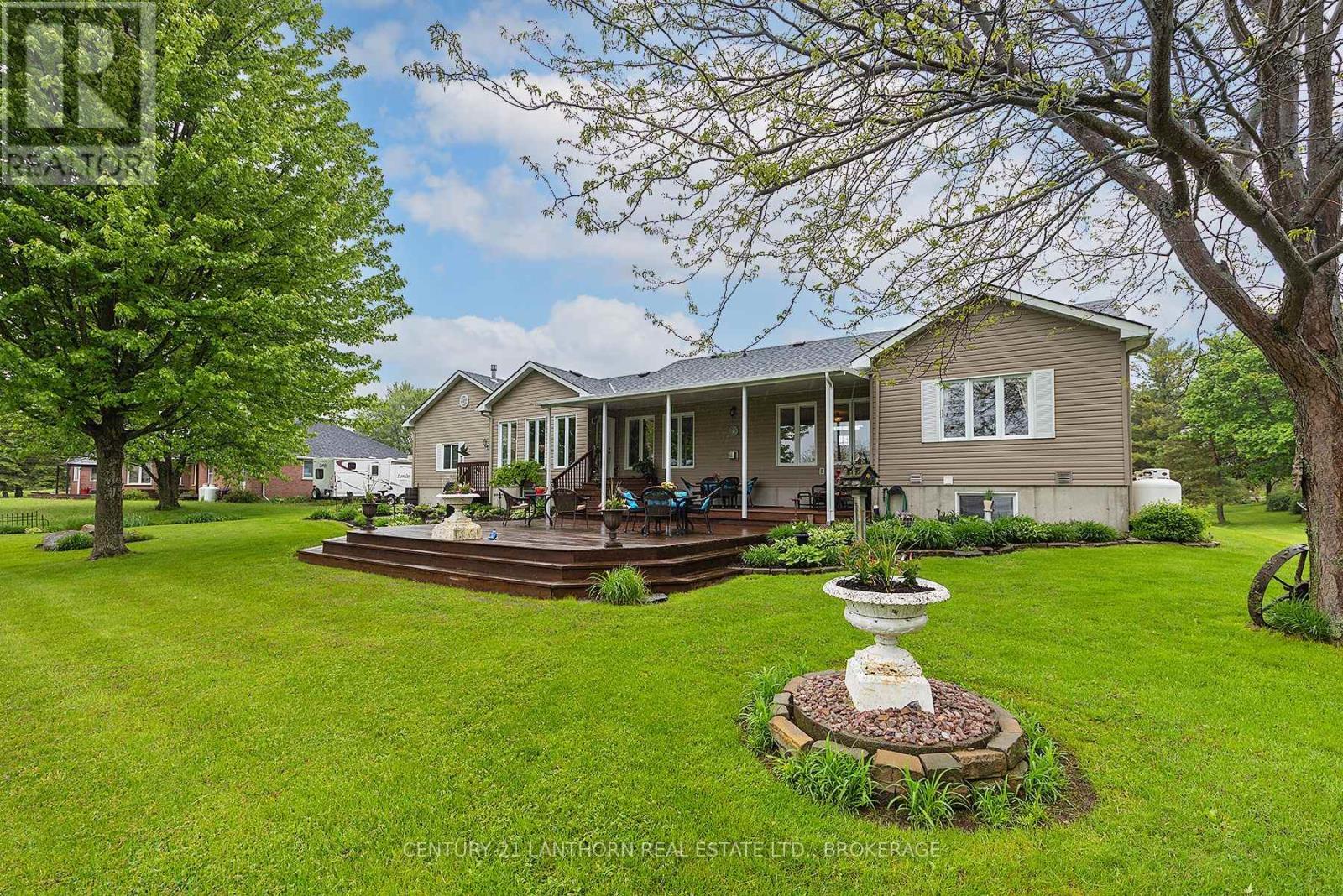 9430 County 2 Road W, Greater Napanee (Greater Napanee), ON - Outdoor With Deck Patio Veranda