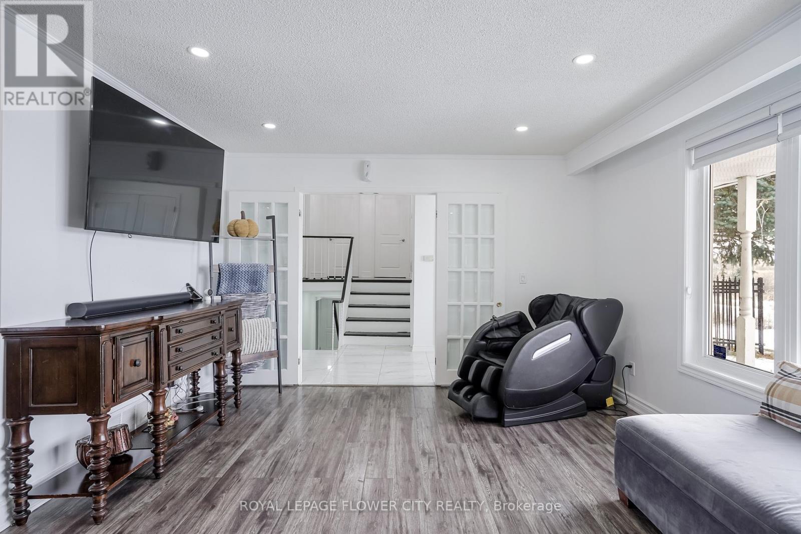 14073 Centreville Creek Road, Caledon, ON - Indoor