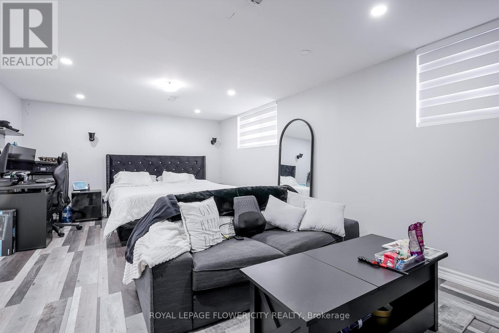 14073 Centreville Creek Road, Caledon, ON - Indoor Photo Showing Bedroom