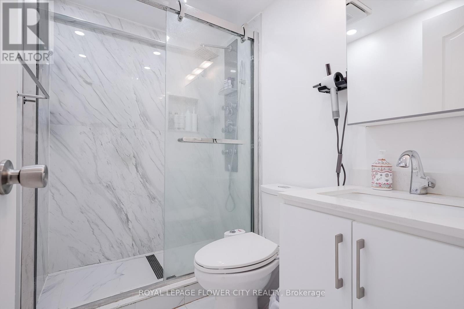 14073 Centreville Creek Road, Caledon, ON - Indoor Photo Showing Bathroom