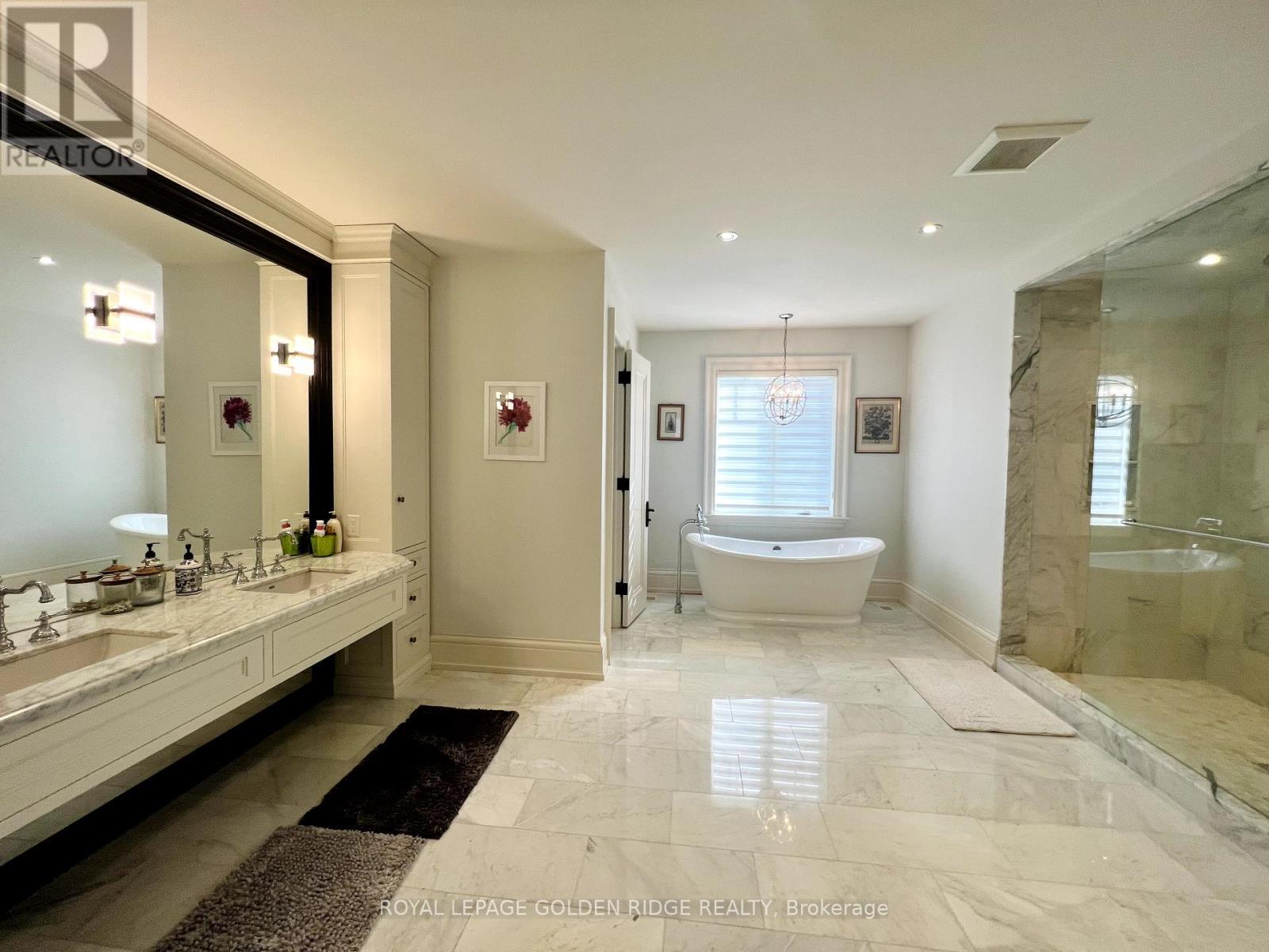 177 Watson Avenue, Oakville, ON - Indoor Photo Showing Bathroom
