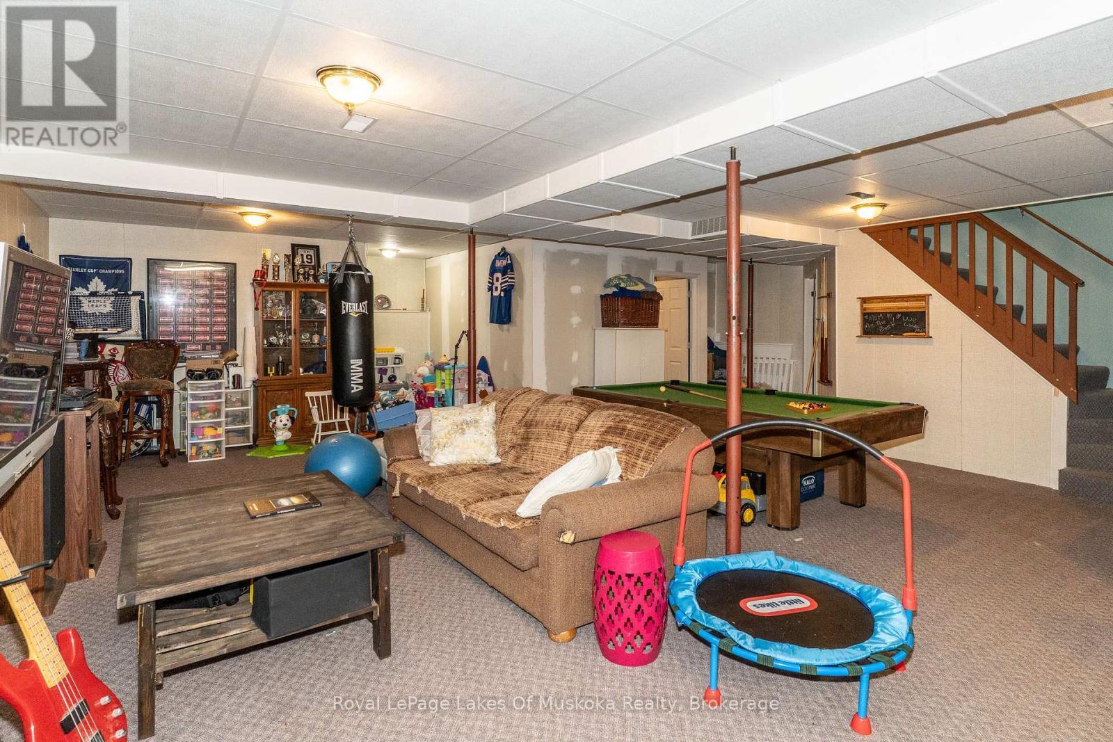 22 Knotty Pine Trail, Huntsville (Chaffey), ON - Indoor Photo Showing Other Room