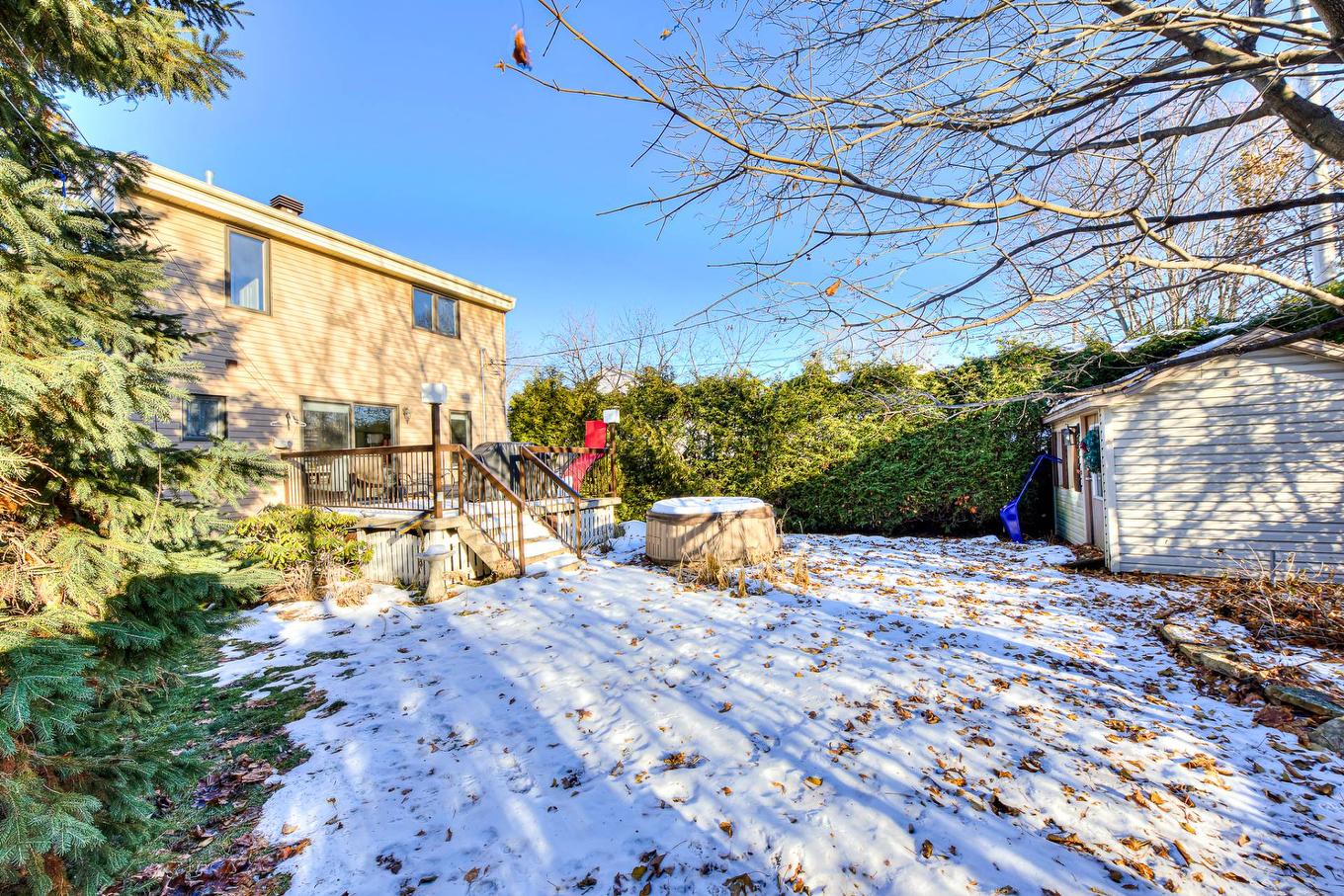 Backyard - 3006 Rue Demers, Mascouche, QC - Outdoor