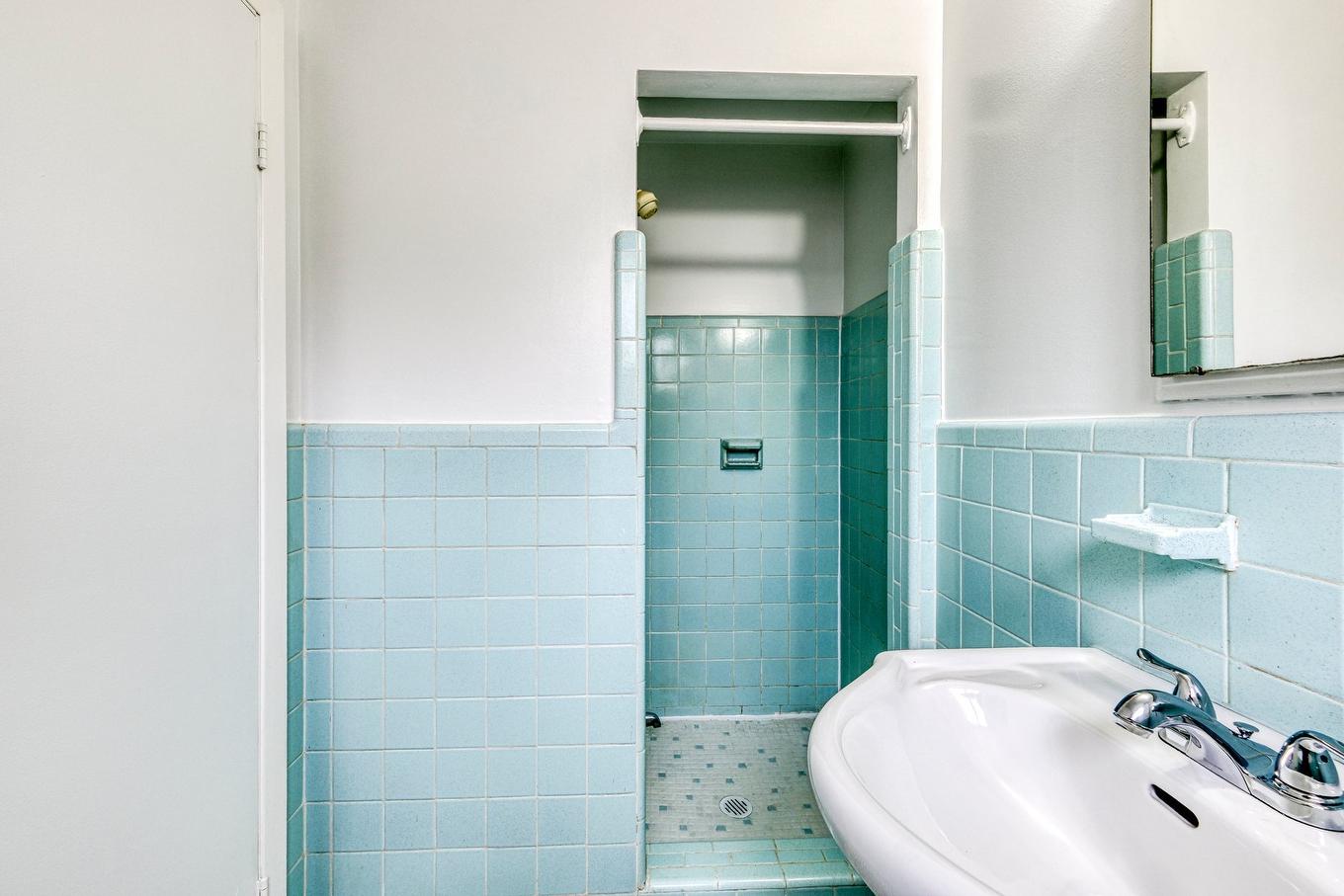 Salle de bains - 4304 7E Rue, Laval (Chomedey), QC - Indoor Photo Showing Bathroom