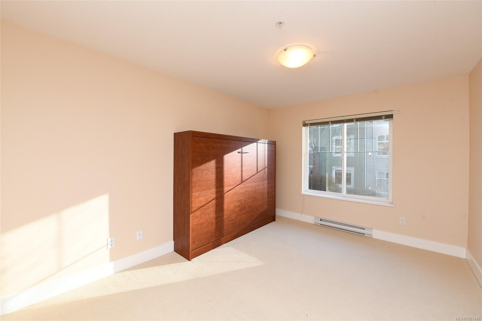 412-2275 Comox Ave, Comox, BC - Indoor