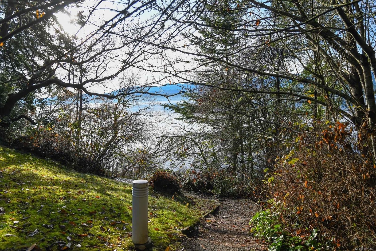 412-2275 Comox Ave, Comox, BC - Outdoor With View