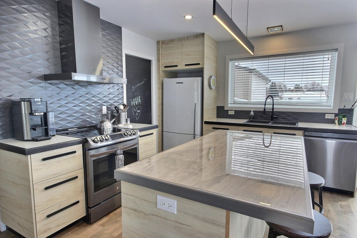 Cuisine - 315 Rue D'Évain, Rouyn-Noranda, QC - Indoor Photo Showing Kitchen