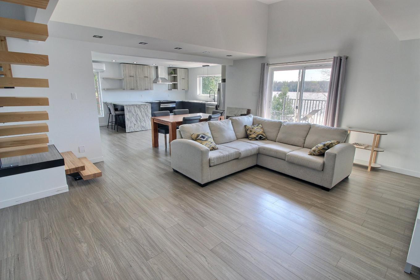 Salon - 4218 Ch. Beauchastel, Rouyn-Noranda, QC - Indoor Photo Showing Living Room