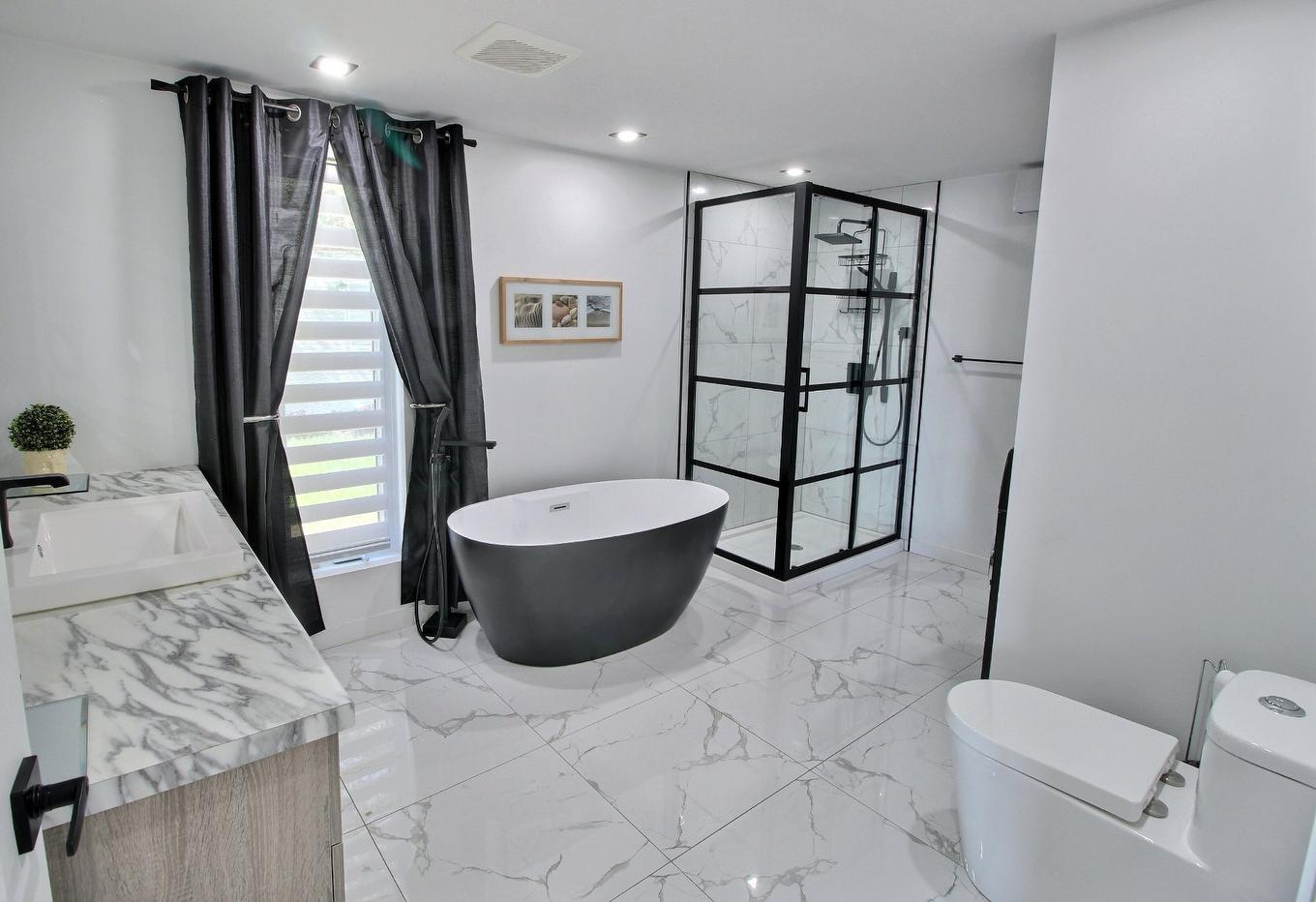 Salle de bains - 4218 Ch. Beauchastel, Rouyn-Noranda, QC - Indoor Photo Showing Bathroom