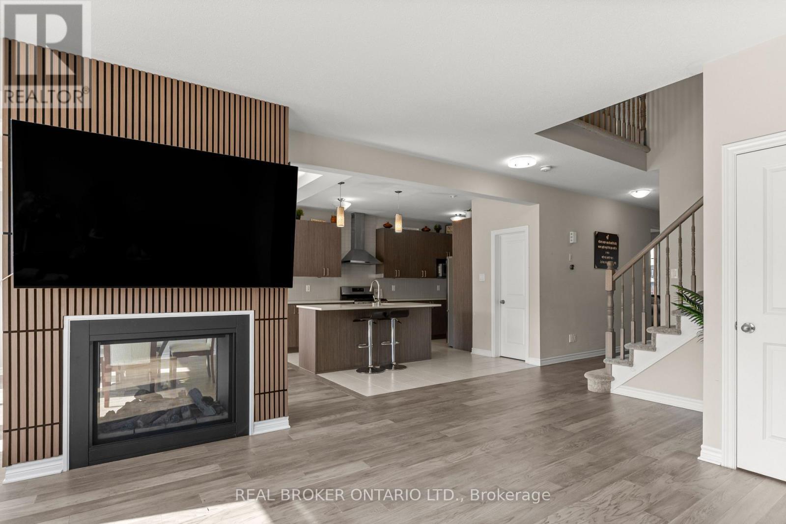 28 Sopwith Private, Ottawa, ON - Indoor With Fireplace