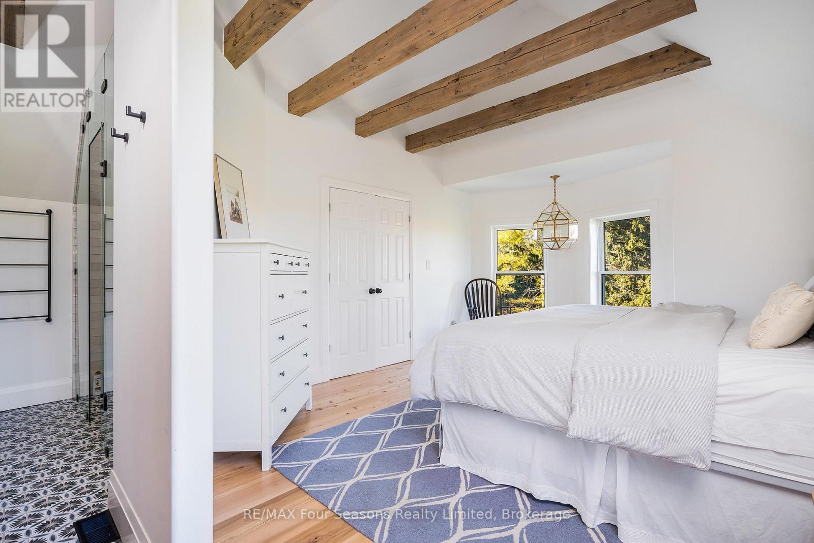 627174 Grey Road 119, Grey Highlands, ON - Indoor Photo Showing Bedroom