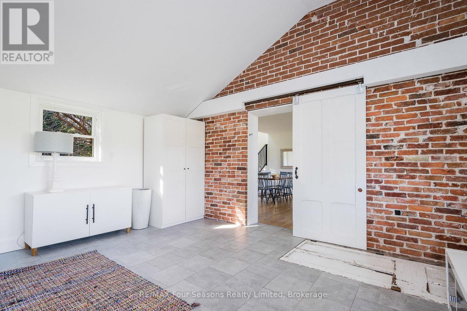 627174 Grey Road 119, Grey Highlands, ON - Indoor Photo Showing Other Room