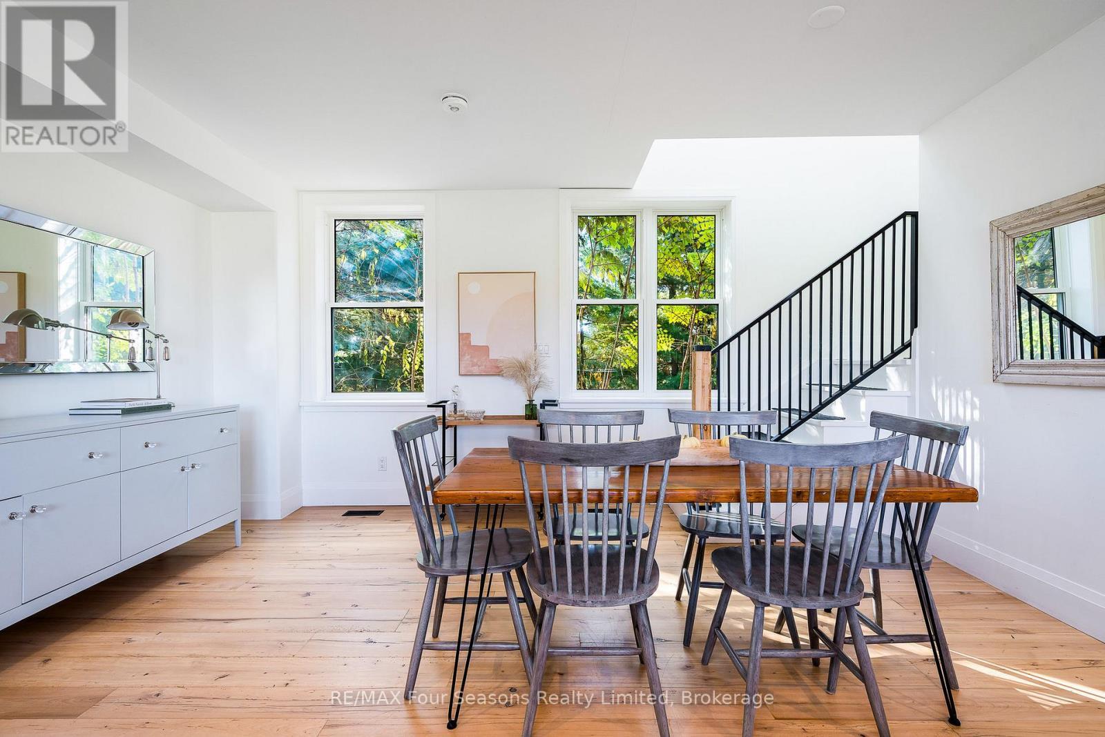 627174 Grey Road 119, Grey Highlands, ON - Indoor Photo Showing Dining Room