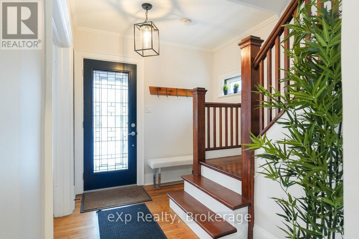 1144 4Th Avenue W, Owen Sound, ON - Indoor Photo Showing Other Room