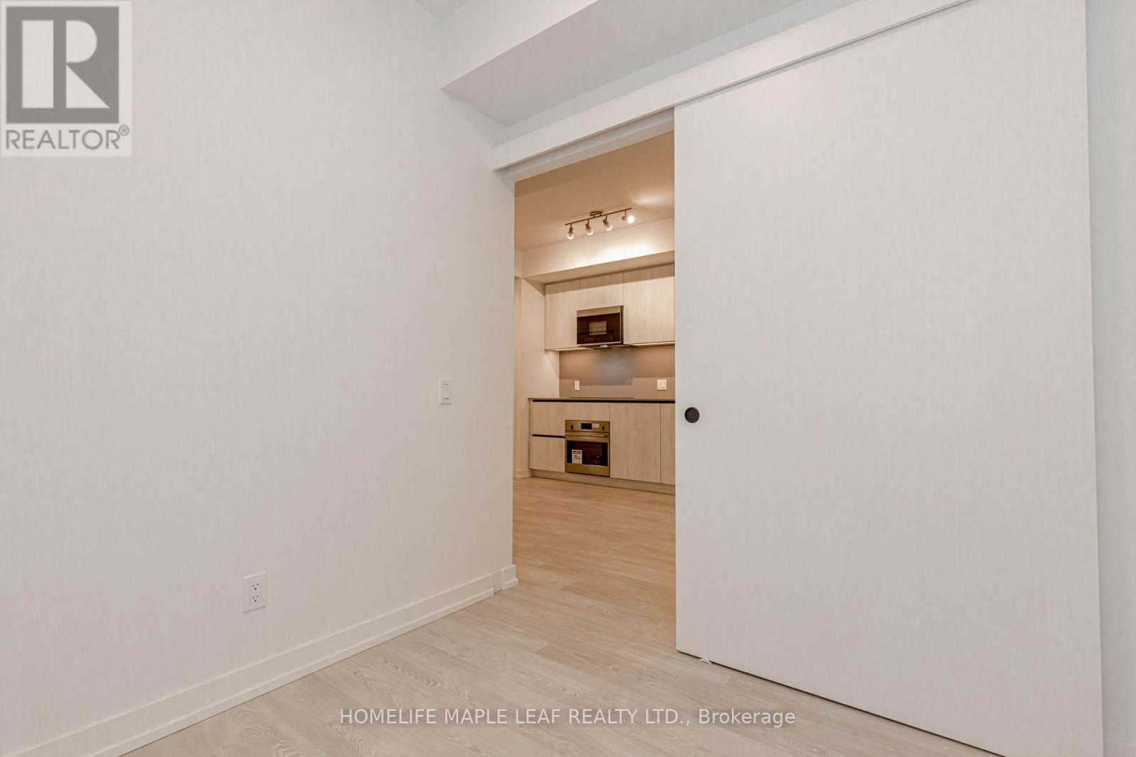 415 - 35 Parliament Street, Toronto, ON - Photo Showing Other Room