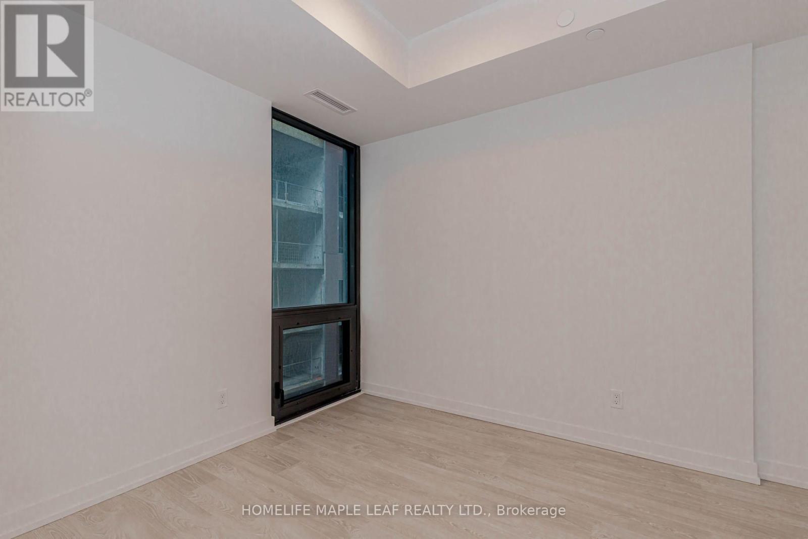 415 - 35 Parliament Street, Toronto, ON - Indoor Photo Showing Other Room With Fireplace