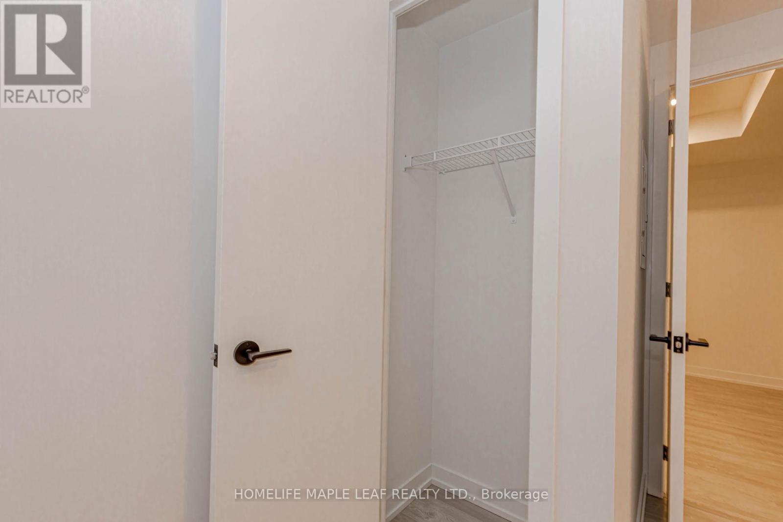 415 - 35 Parliament Street, Toronto, ON - Indoor