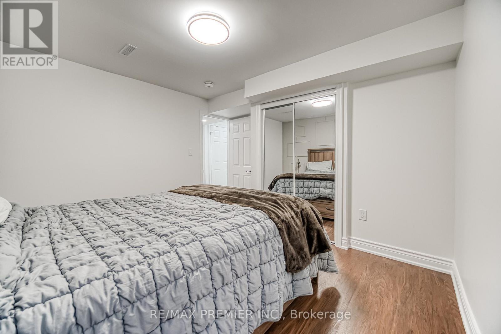 Bsmt - 133 Bernard Avenue, Richmond Hill, ON - Indoor Photo Showing Bedroom