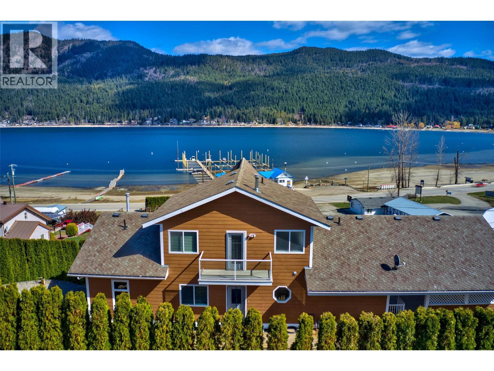 2886 Marine Drive, Blind Bay, BC
