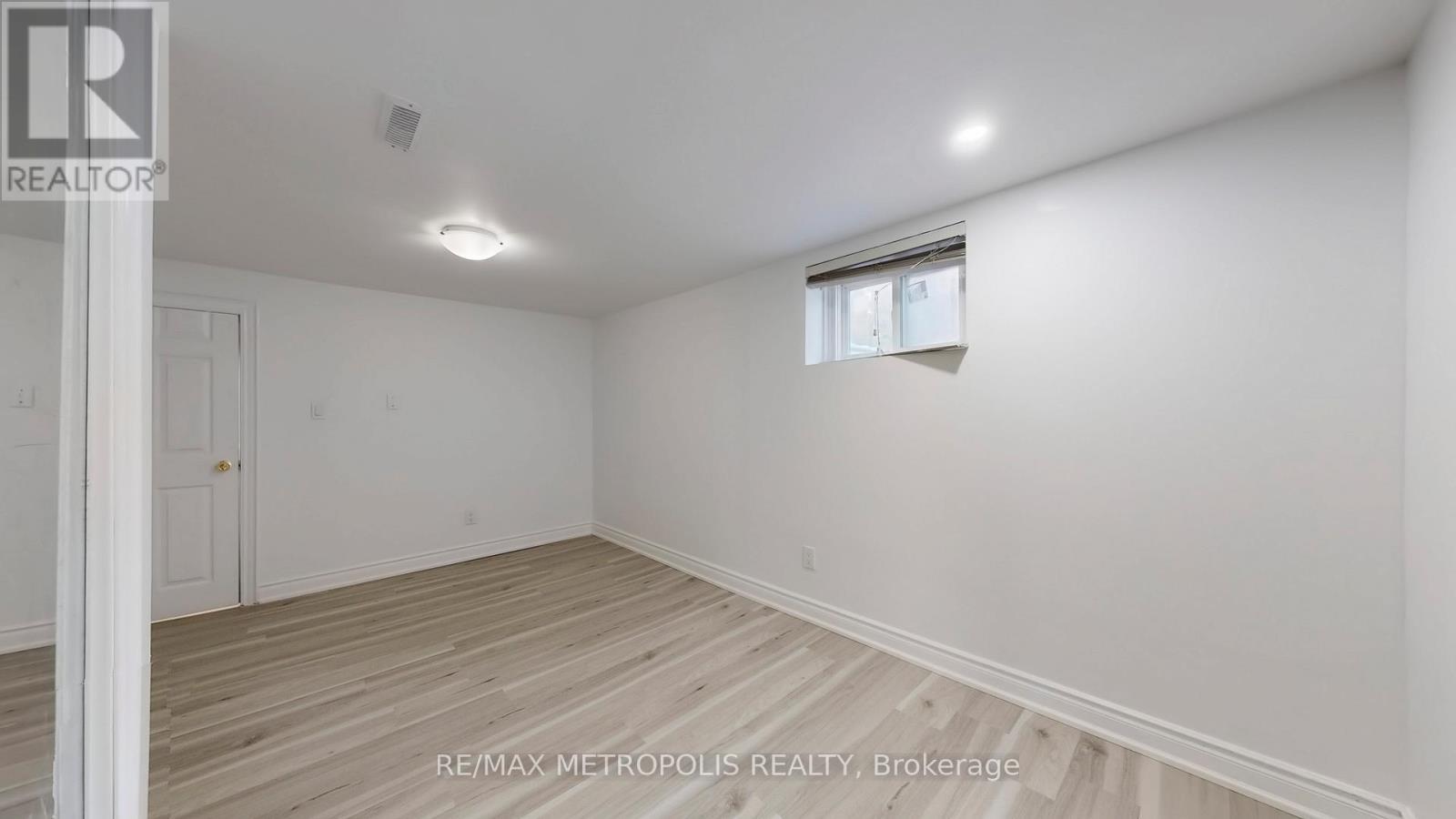 Bsmt - 14 Furlong Court, Toronto, ON - Indoor Photo Showing Other Room