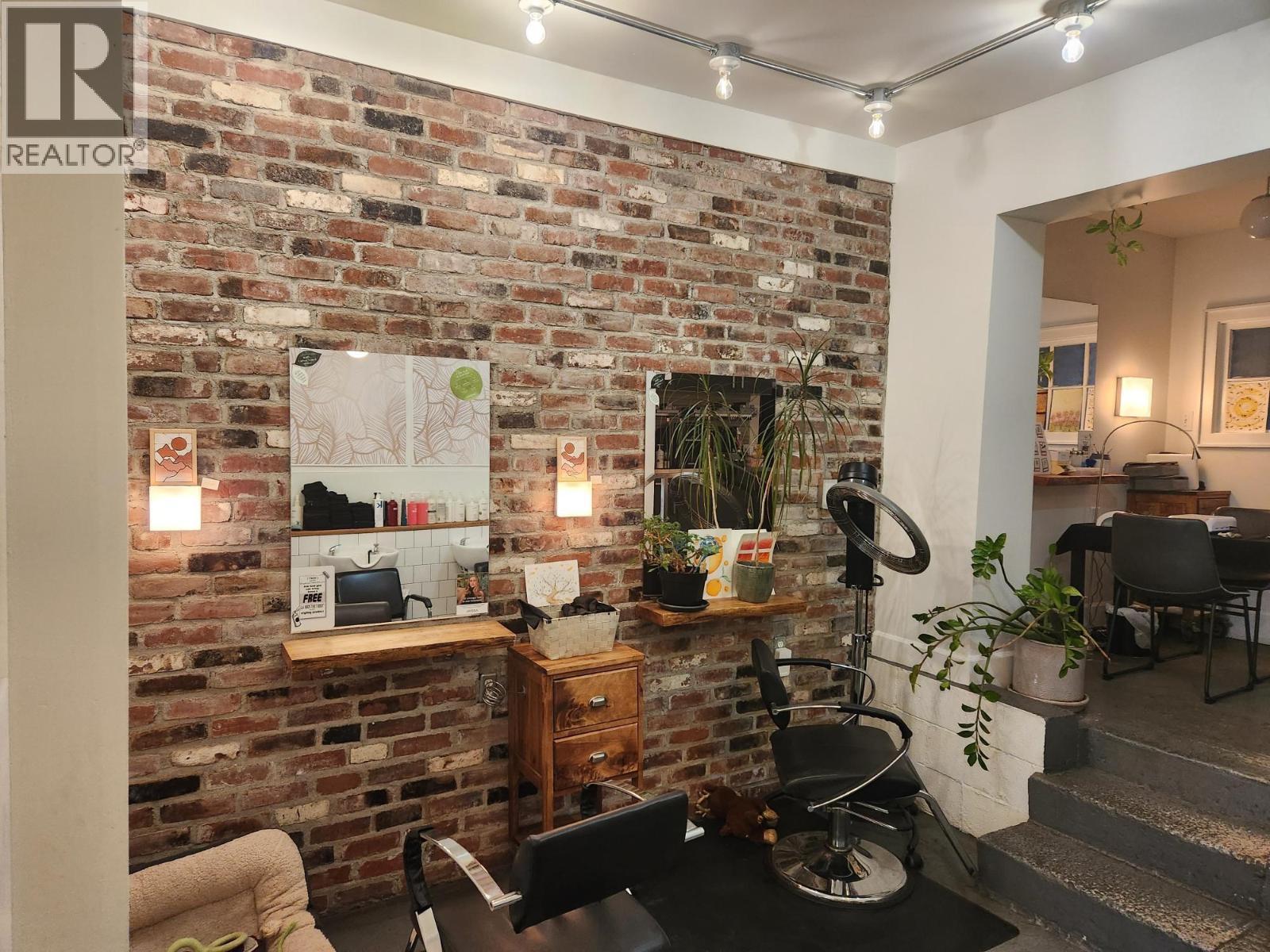 11587 Confidential, Vancouver, BC