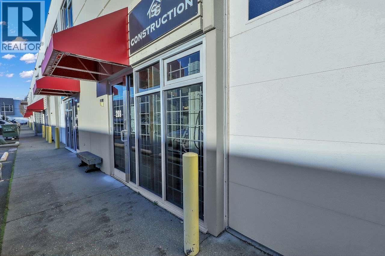 209 1730 Coast Meridian Road, Port Coquitlam, BC