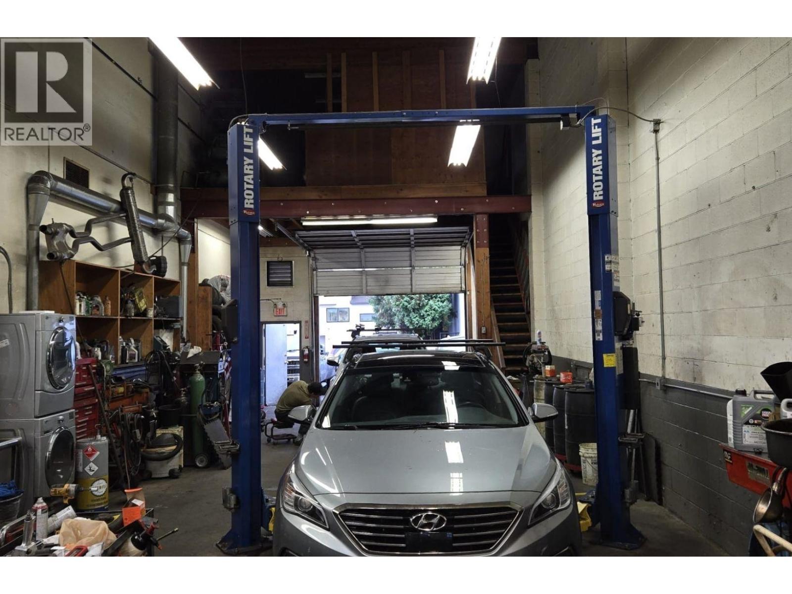 101 1485 Rupert Street, North Vancouver, BC