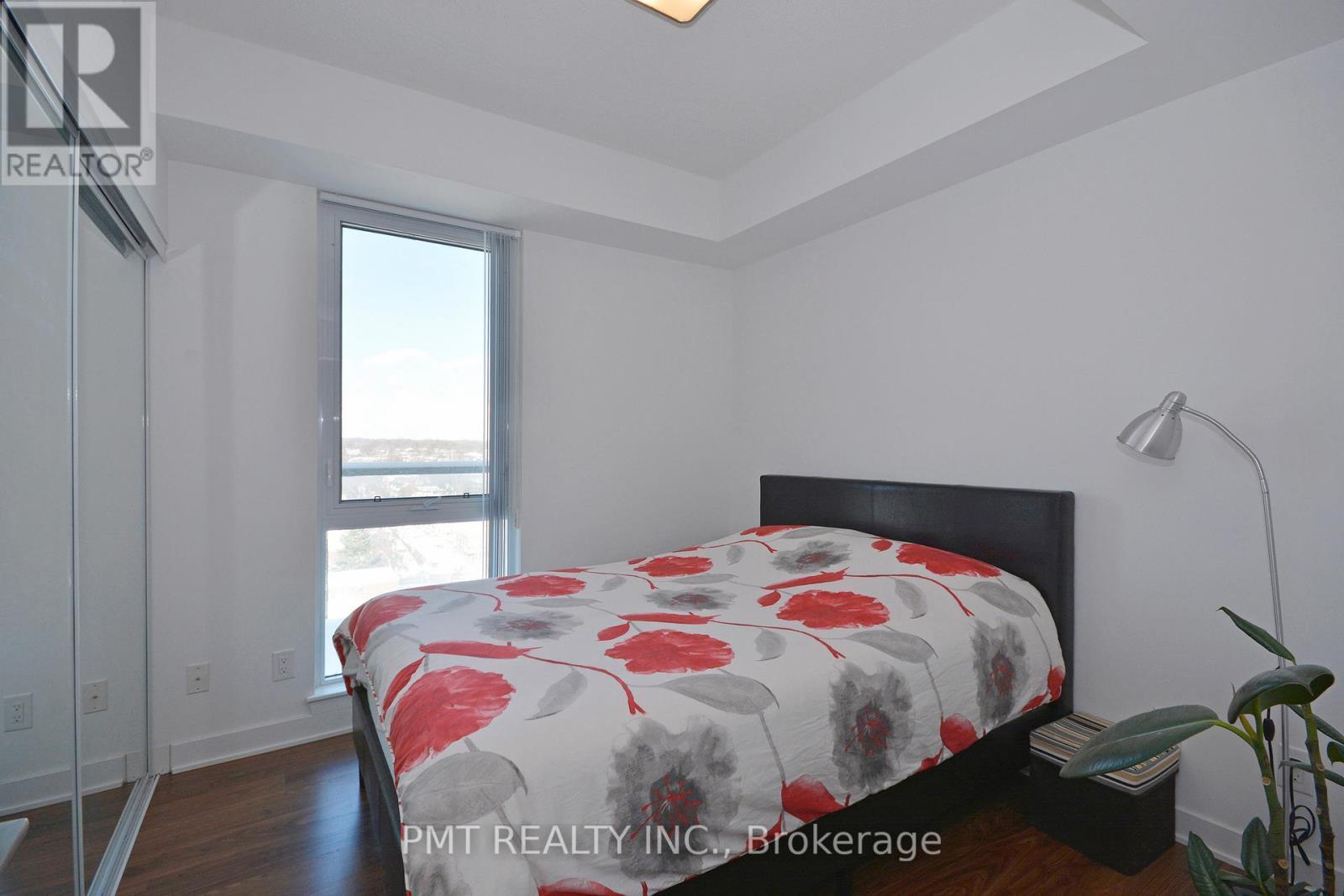 1203 - 260 Sackville Street, Toronto, ON - Indoor Photo Showing Bedroom