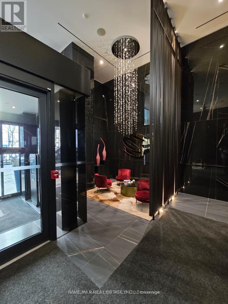 5306 - 11 Yorkville Avenue, Toronto, ON - Indoor Photo Showing Other Room