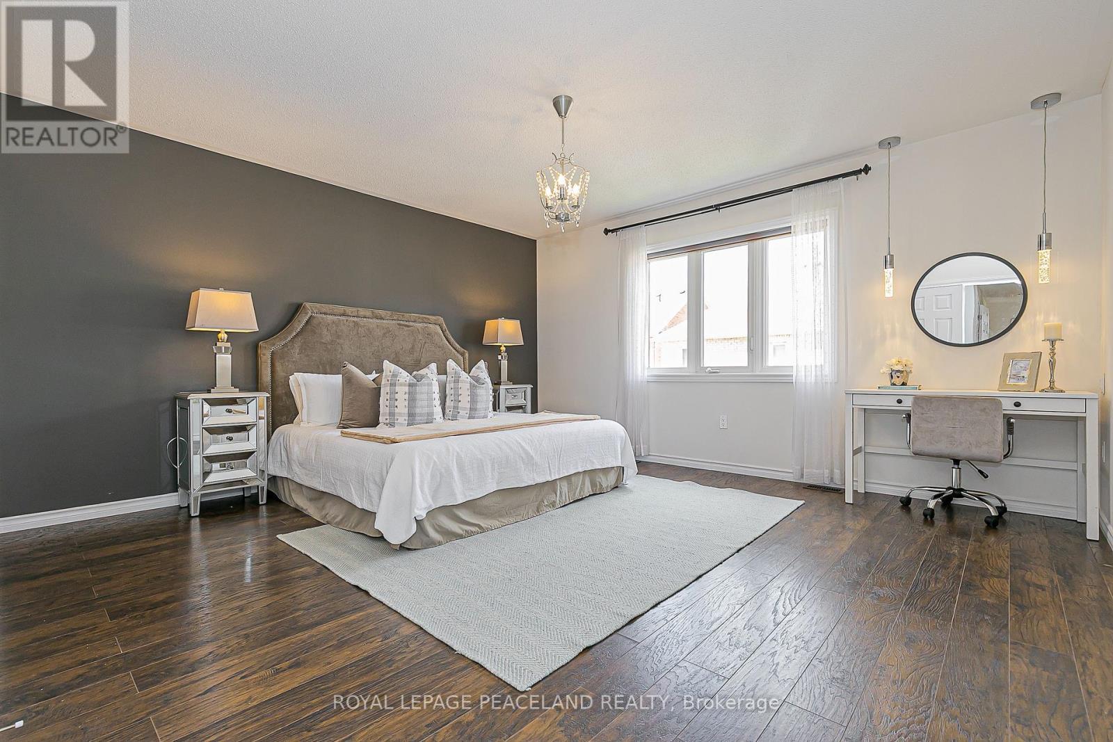 10 Pavlova Crescent, Richmond Hill, ON - Indoor Photo Showing Bedroom