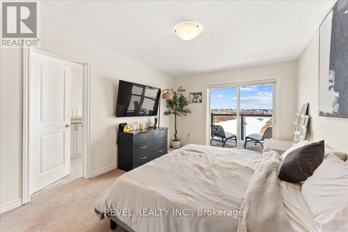 25 Lake Trail Way, Whitby, ON - Indoor Photo Showing Bedroom