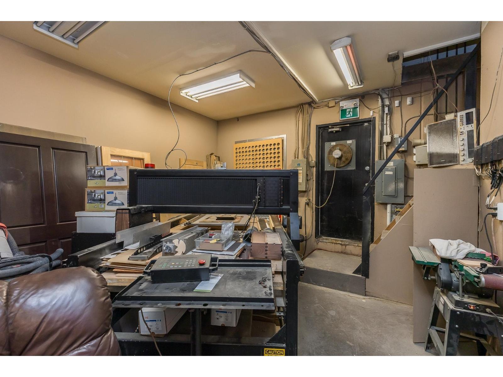 110 8484 162Nd Street, Surrey, BC