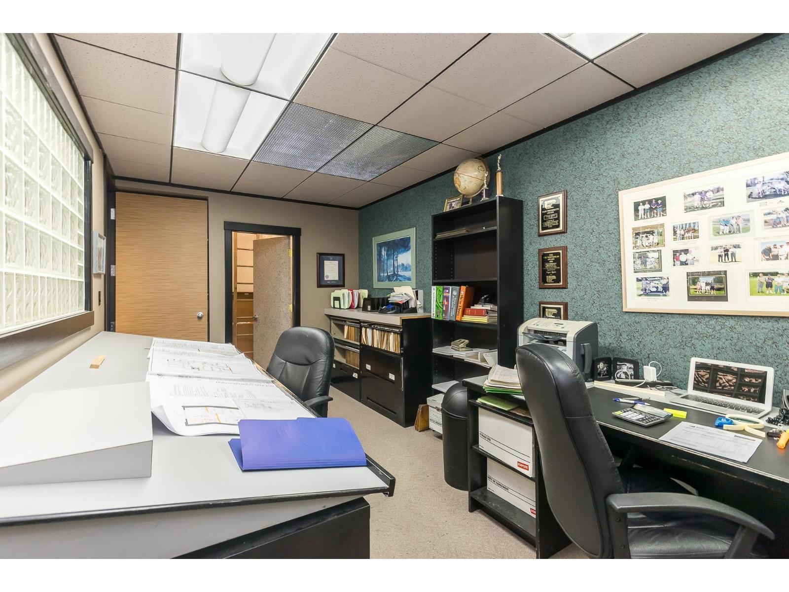 110 8484 162Nd Street, Surrey, BC