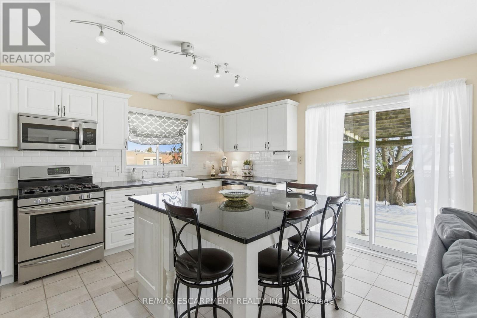 65 Thistlemoor Drive, Haldimand, ON - Indoor