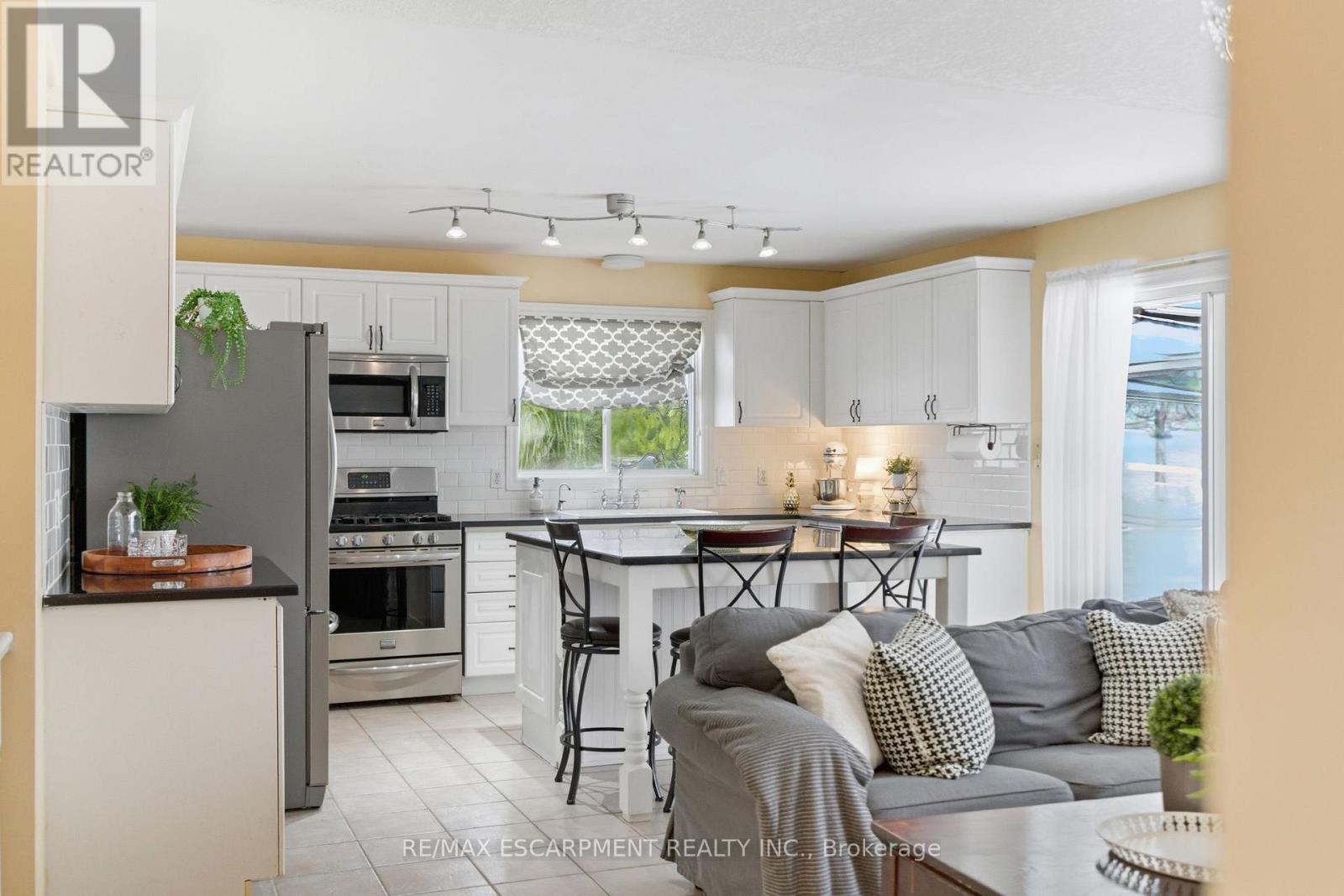 65 Thistlemoor Drive, Haldimand, ON - Indoor