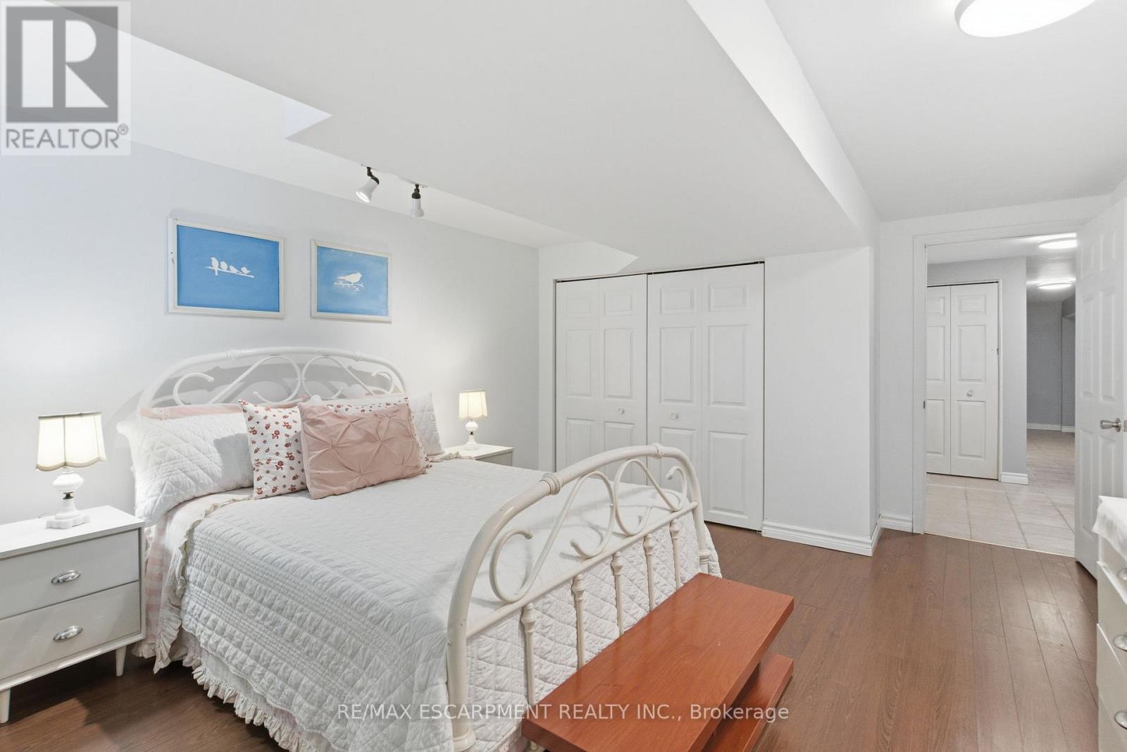 65 Thistlemoor Drive, Haldimand, ON - Indoor Photo Showing Bedroom