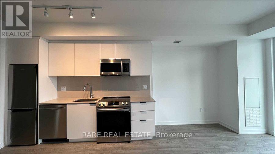 930 - 50 Power Street, Toronto, ON - Indoor Photo Showing Kitchen