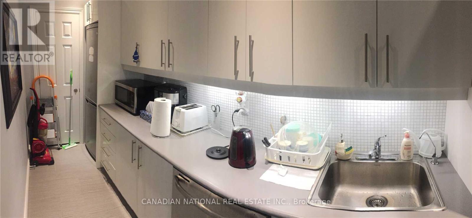 709 - 255 Duncan Mill Road, Toronto, ON