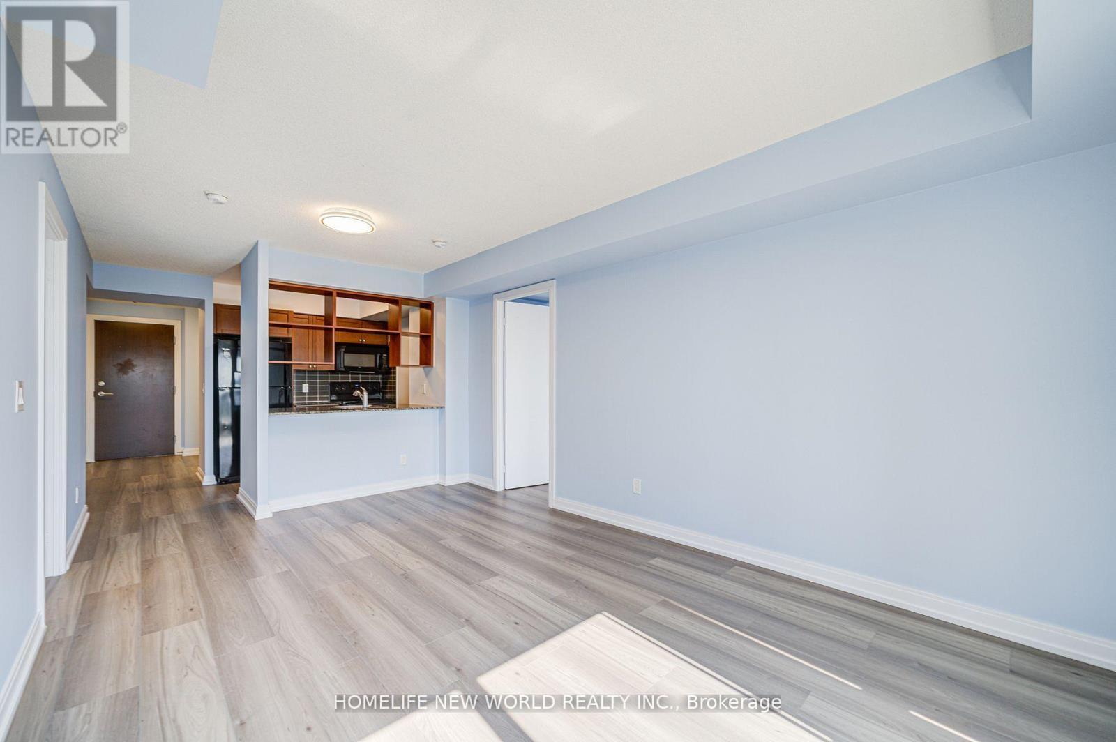 1815 - 181 Village Green Square E, Toronto, ON - Indoor