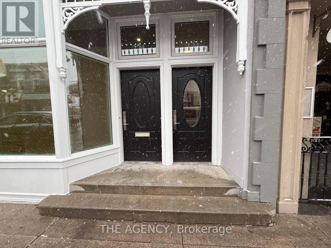 Main - 221 Main Street S, Newmarket, ON