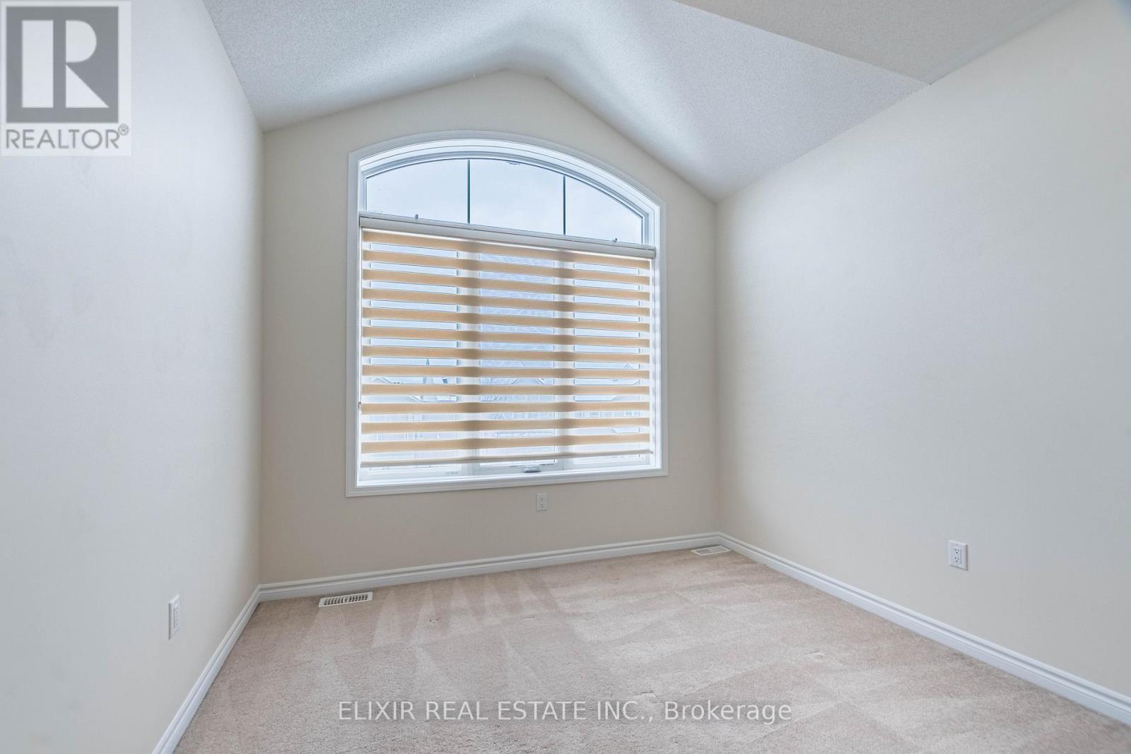 1176 Leger Way, Milton, ON - Indoor Photo Showing Other Room