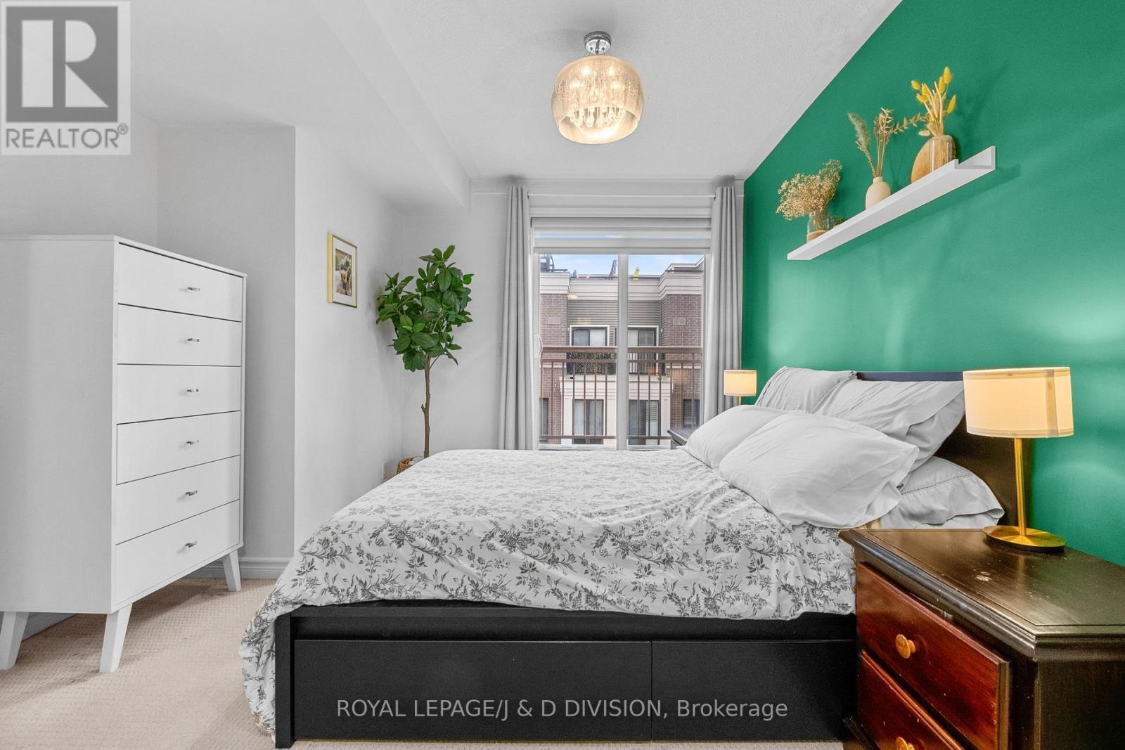 Th4 - 120 Long Branch Avenue, Toronto, ON - Indoor Photo Showing Bedroom